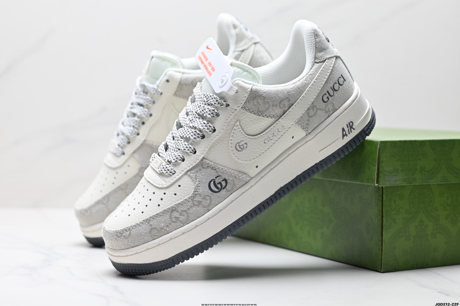 NIKE AIR FORCE 1‘07 LV8  SU0220-003