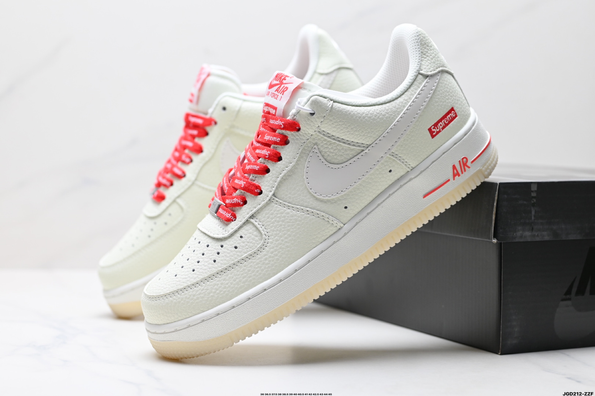 NIKE AIR FORCE 1‘07 LV8  SU0220-003