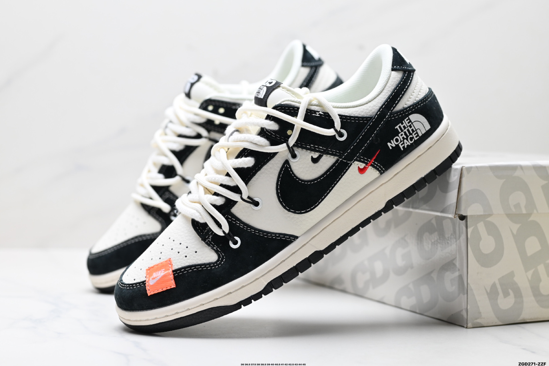 NK Dunk Low Retro “DIY高端定制” 低帮休闲运动板鞋  YX5066-256