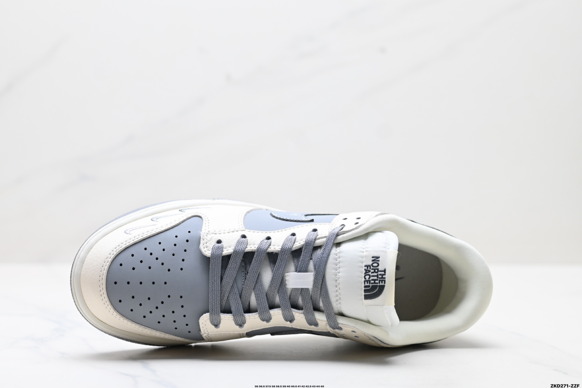 NK Dunk Low Retro “DIY高端定制” 低帮休闲运动板鞋  KK1333-018
