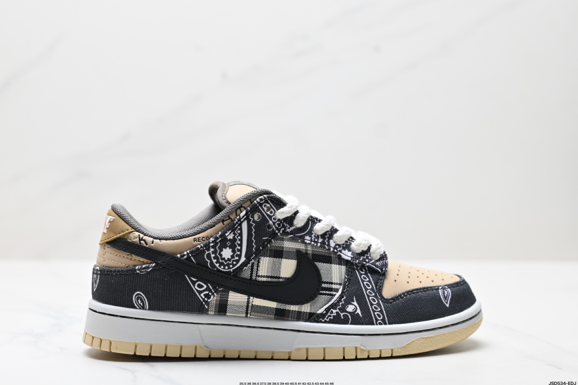 放店💰160 腰果花CT5053-001 公司级🌲耐克NIKE DUNK LOW 扣篮系列 复古低帮休闲运动滑板板鞋 Travis Scott x Nike Dunk SB Low " Jackboys "腰果花印花耐磨防滑低帮板鞋男女同款❗原盒首发版本❗ 双层鞋面可撕破‼️ 加厚鞋舌的填充，使舒适性大大提升。中底采用 Zoom Air 气垫，提供减震防护，带来舒适体验。鞋底设计采用耐用的橡胶外底可在各种运动表面上提供牵引力。 大厂出品，行业标杆之作❗ 继AJ鞋款和AF1鞋款之后TS和Nike又一个全新的合作鞋款，同样采用了拼接的设计。只是在材质上采用了更具有质感的牛仔布 还具有撕撕乐的属性，腰果花的鞋款撕开里面还有一层特殊的鞋面，而鞋舌上的“Cactus Jack”也是证明了出自Travis Scott之手。 采用脚感柔软舒适ZoomAir气垫 有效吸收滑板等极限运动在落地时带来的冲击力 为街头运动者们提供更好的保护 尺码：35.5 36 36.5 37.5 38 38.5 39 40 40.5 41 42 42.5 43 44 45 46 ID:JSD534-EDJ
