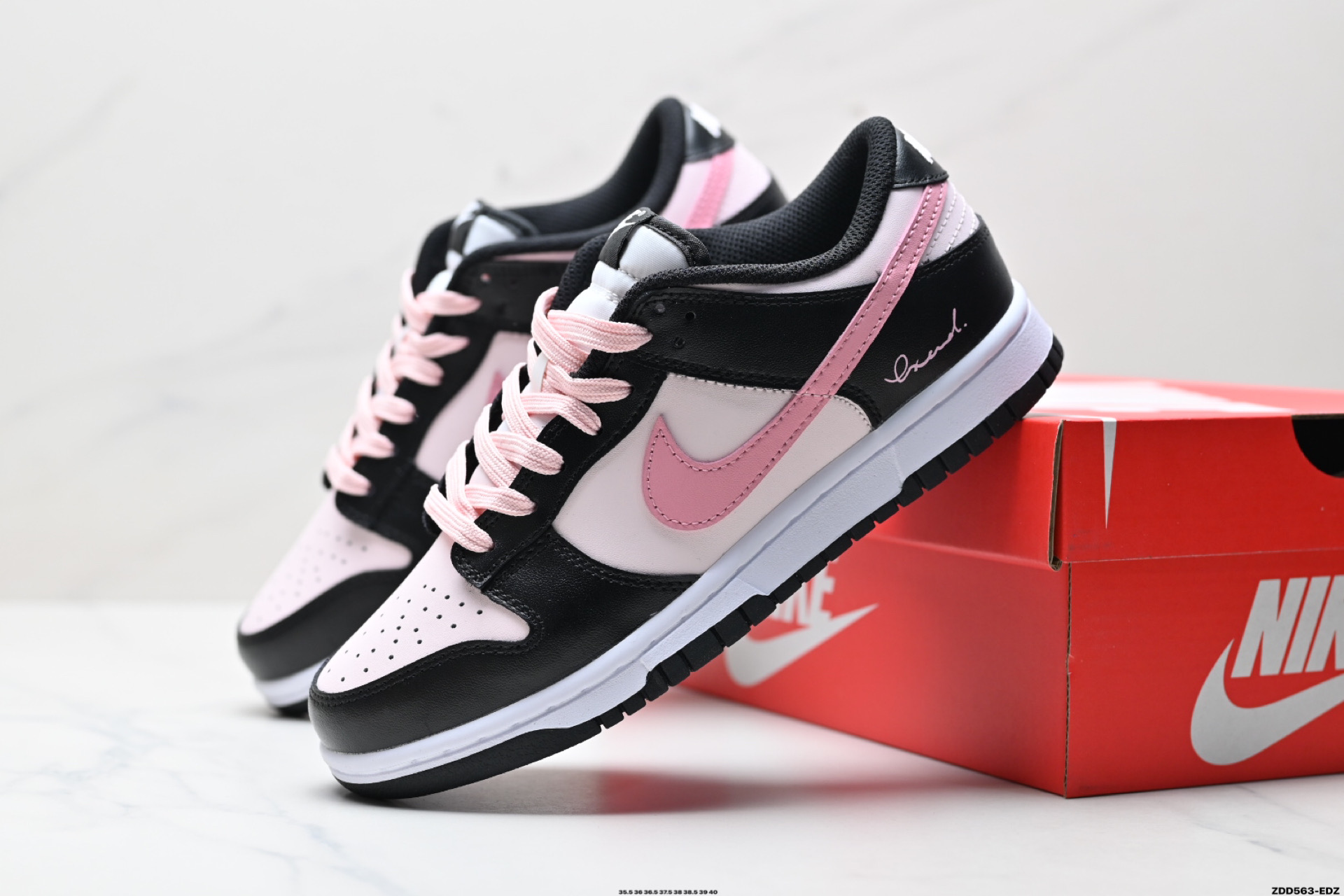 NK Dunk Low Retro “DIY高端定制” 低帮休闲运动板鞋 CW1590-100