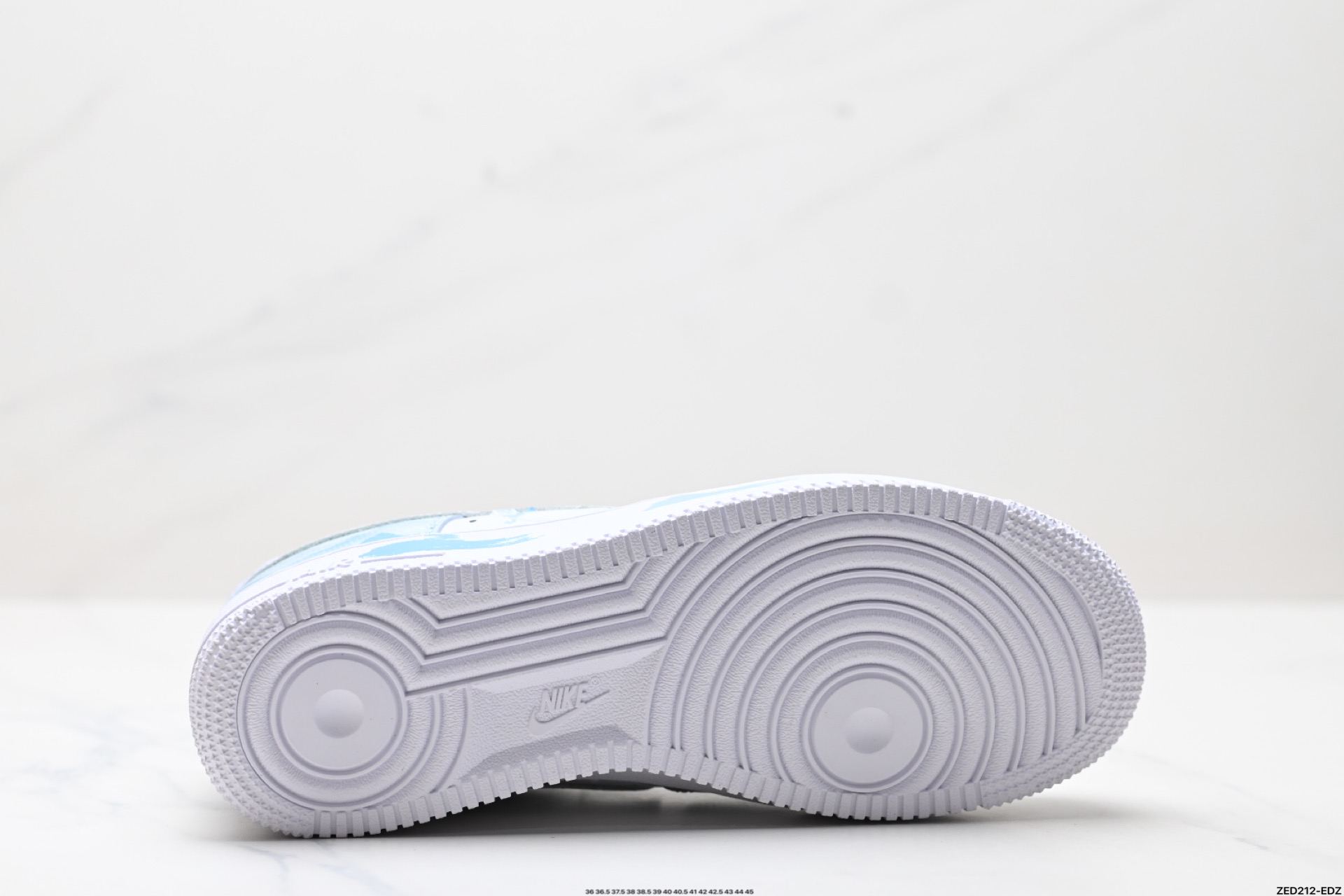 270 NIKE AIR FORCE 1‘07 LV8  LJ2288-222