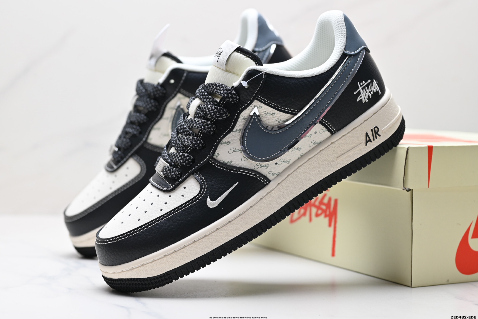 NIKE AIR FORCE 1‘07 LV8  XZ6188-199
