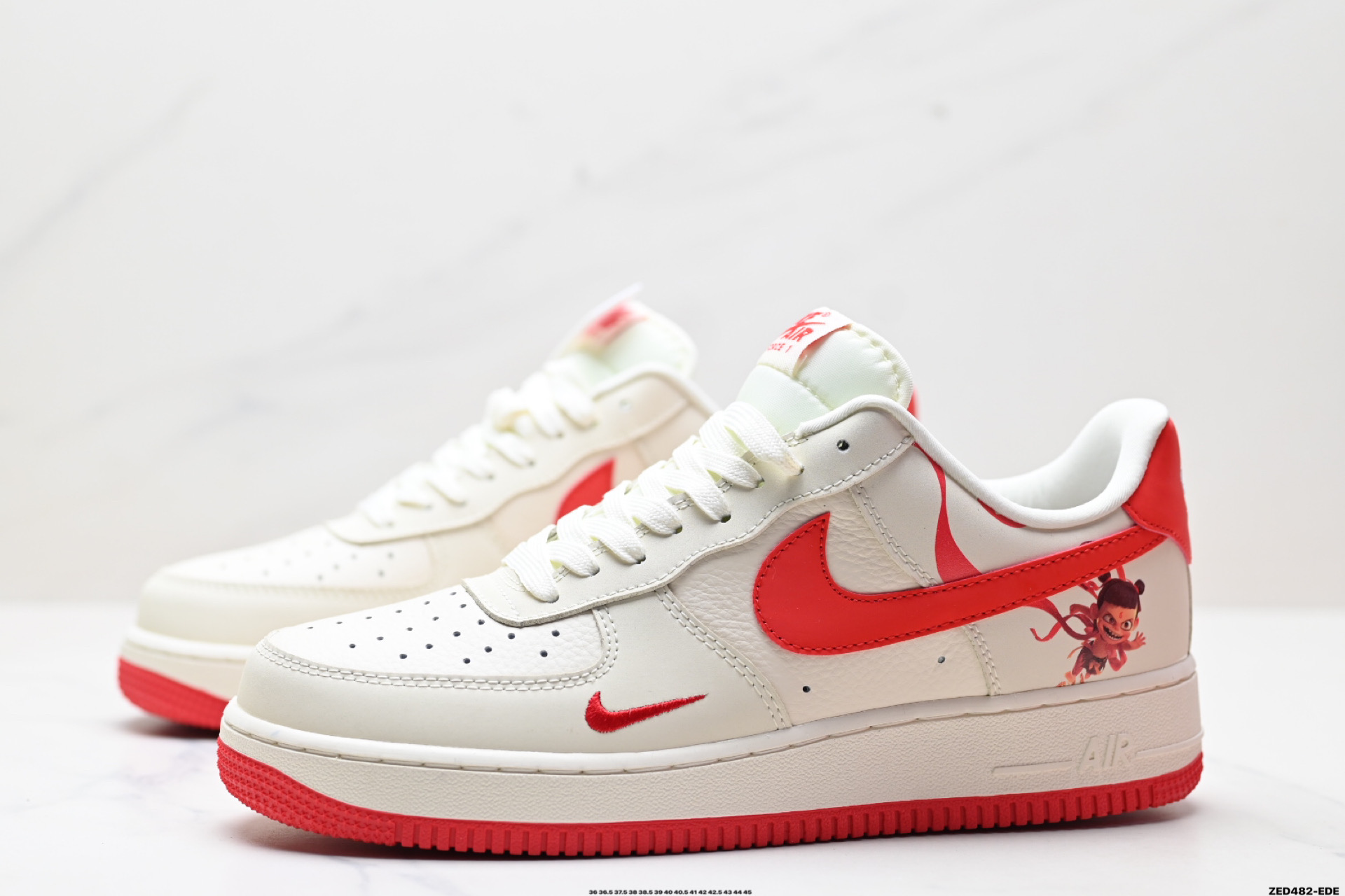 270 NIKE AIR FORCE 1‘07 LV8  DF0188-048