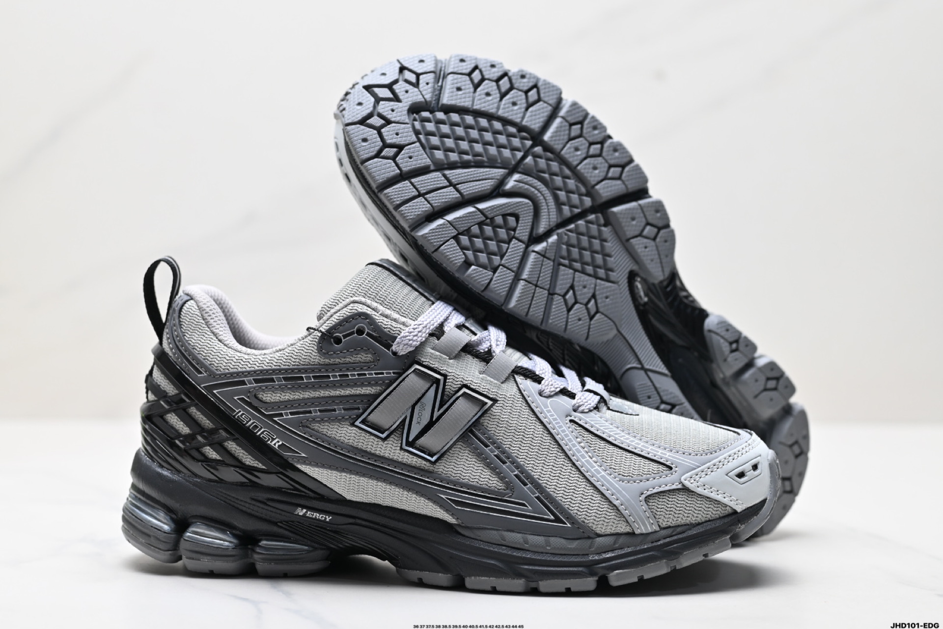 200 New Balance M1906系列复古单品宝藏老爹鞋款  M1906RHA