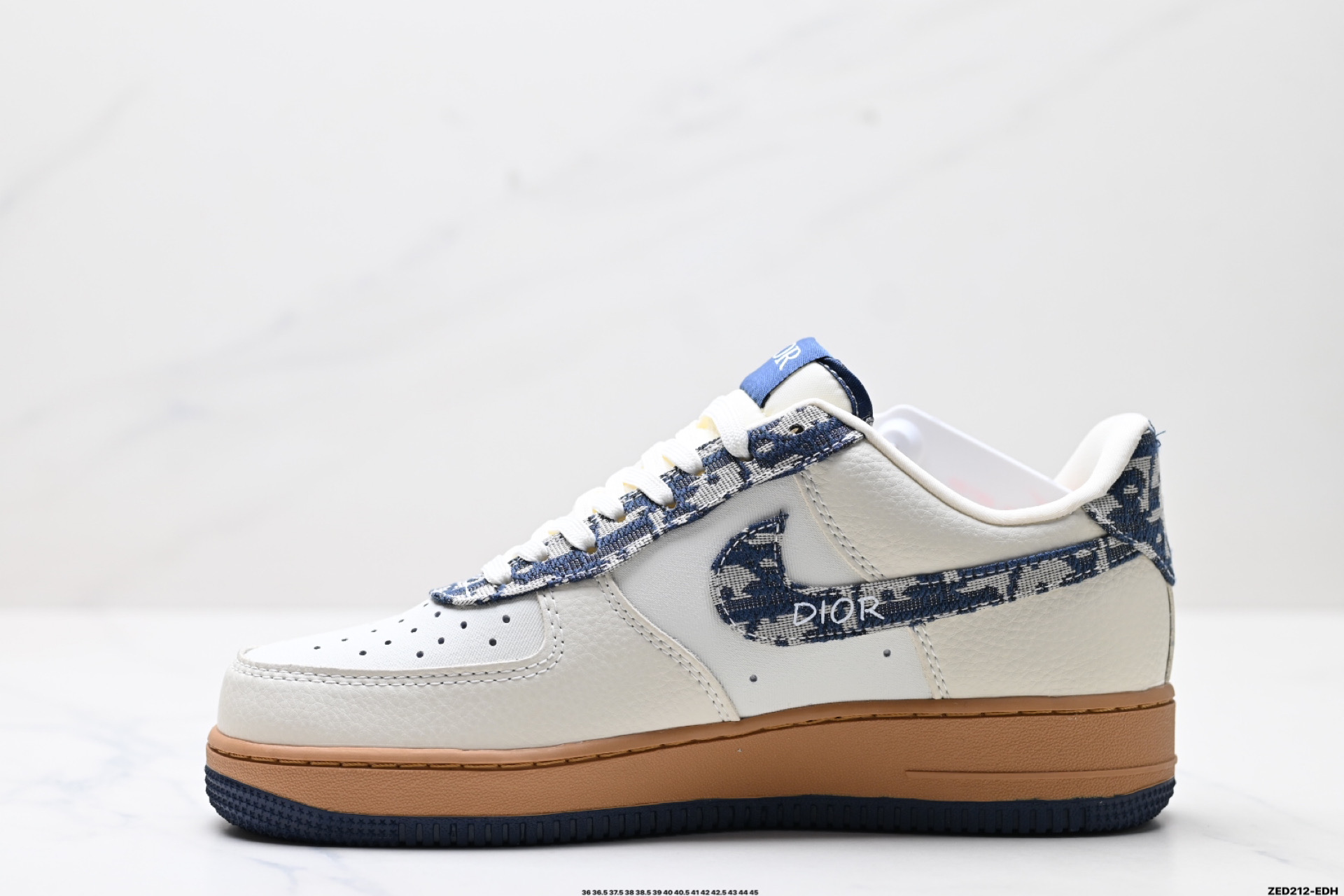270 NIKE AIR FORCE 1‘07 KK1988-052