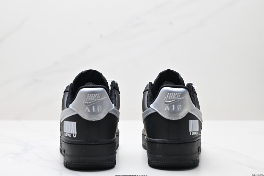 250 NIKE AIR FORCE 1‘07 WB  CW2288-016
