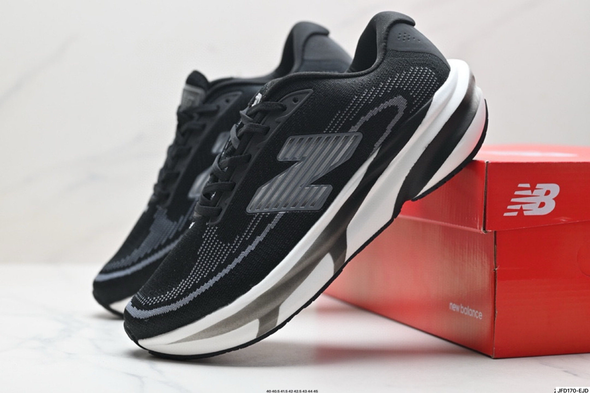 180 新百伦New Balance NB Fresh Foam Evoz v2舒适耐磨低帮跑步鞋  M1080R15