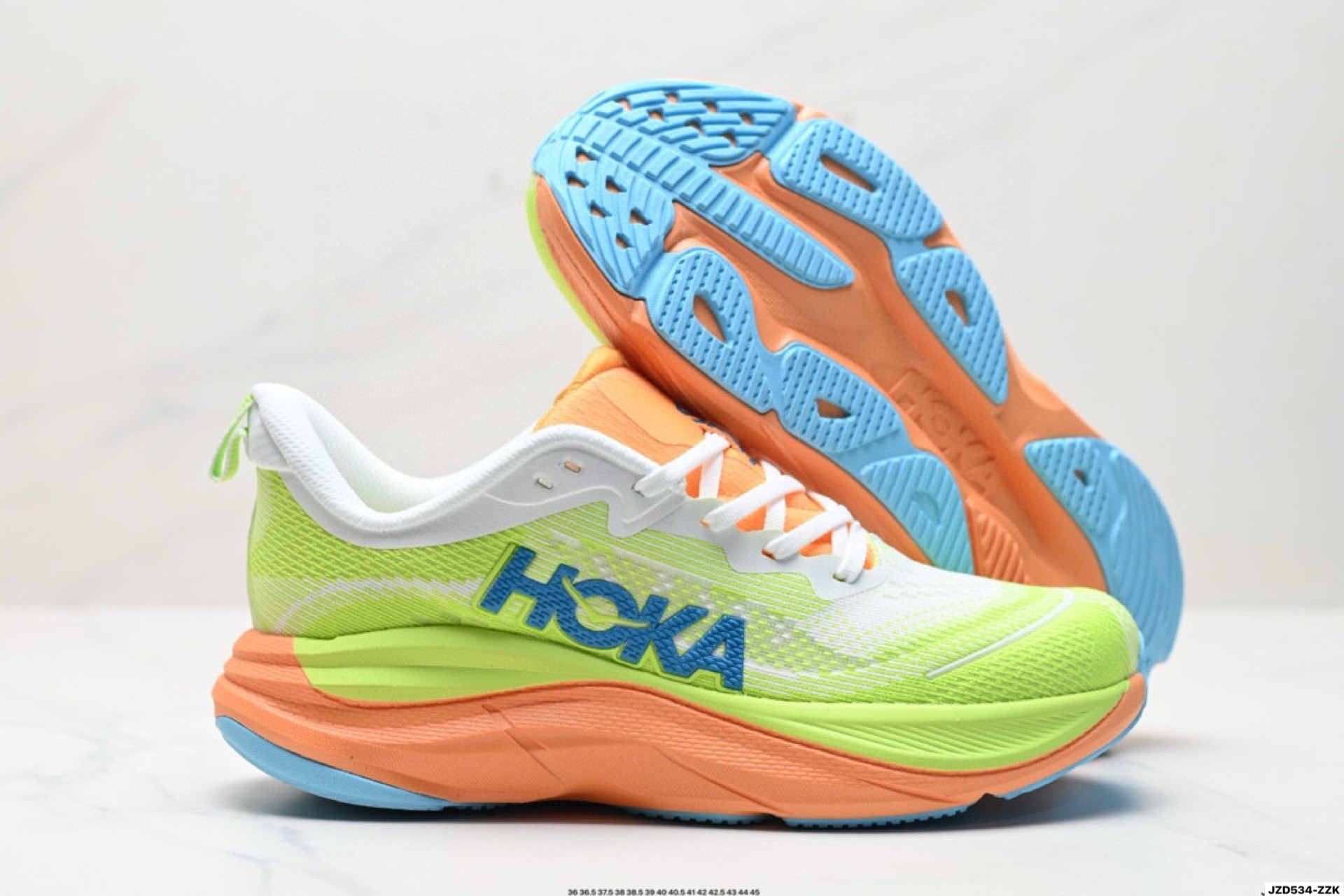 💰125公司级✅小红书推荐M SKYFLOW
全新配色 这个品牌来自于新西兰的毛利语,HOKA表示大地,ONE ONE表示飞越,连起来就是飞越地平线,ONE ONE不是读作“万万”,正确读法是“欧尼欧尼”。 HOKA在超厚中底方面的积累,让它跑在了其他厂商的前面,推出的跑鞋以缓震和轻量的优势,得到,众多跑者的青睐
货号:1155111
尺码:36 36.5 37.5 38 38.5 39 40 40.5 41 42 42.5 43 44 45