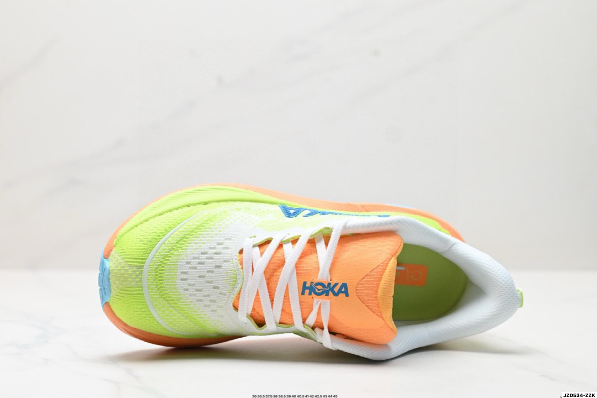 💰125公司级✅小红书推荐M SKYFLOW
全新配色 这个品牌来自于新西兰的毛利语,HOKA表示大地,ONE ONE表示飞越,连起来就是飞越地平线,ONE ONE不是读作“万万”,正确读法是“欧尼欧尼”。 HOKA在超厚中底方面的积累,让它跑在了其他厂商的前面,推出的跑鞋以缓震和轻量的优势,得到,众多跑者的青睐
货号:1155111
尺码:36 36.5 37.5 38 38.5 39 40 40.5 41 42 42.5 43 44 45