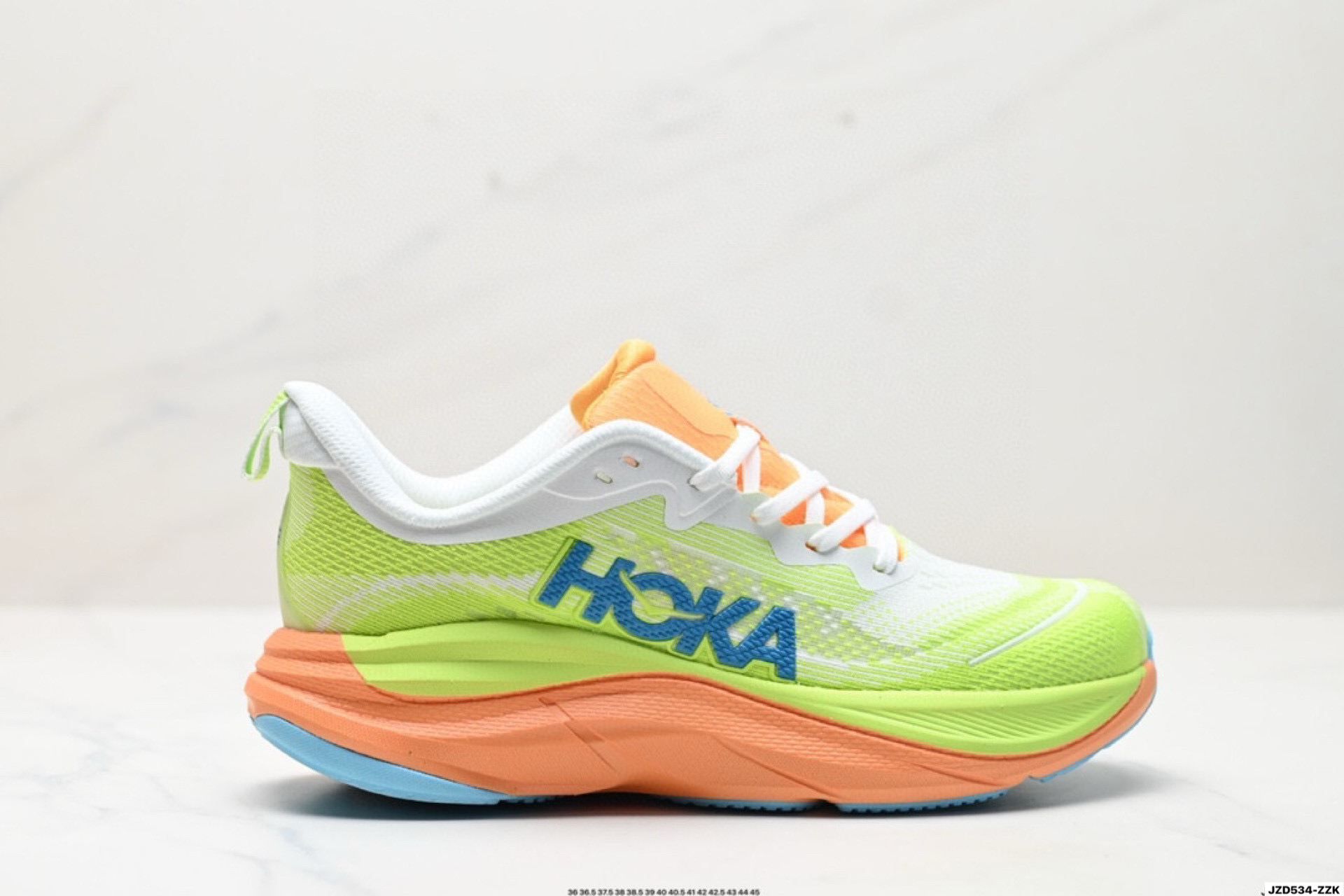 💰125公司级✅小红书推荐M SKYFLOW
全新配色 这个品牌来自于新西兰的毛利语,HOKA表示大地,ONE ONE表示飞越,连起来就是飞越地平线,ONE ONE不是读作“万万”,正确读法是“欧尼欧尼”。 HOKA在超厚中底方面的积累,让它跑在了其他厂商的前面,推出的跑鞋以缓震和轻量的优势,得到,众多跑者的青睐
货号:1155111
尺码:36 36.5 37.5 38 38.5 39 40 40.5 41 42 42.5 43 44 45