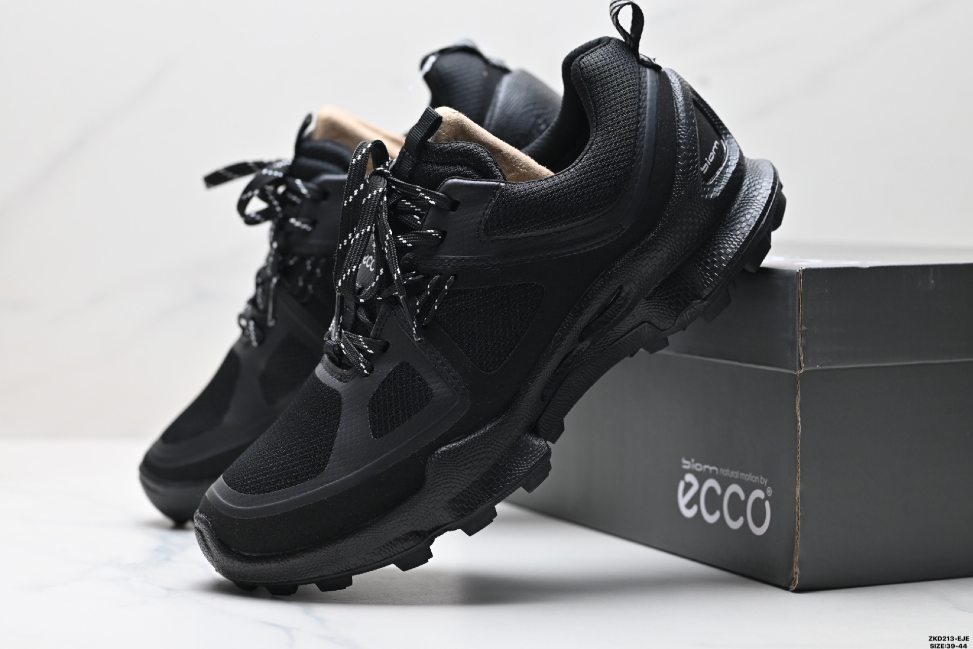 280 Ecco爱步 Biom C-Trail系列 舒适系带 防水透气 网面 低帮生活休闲鞋