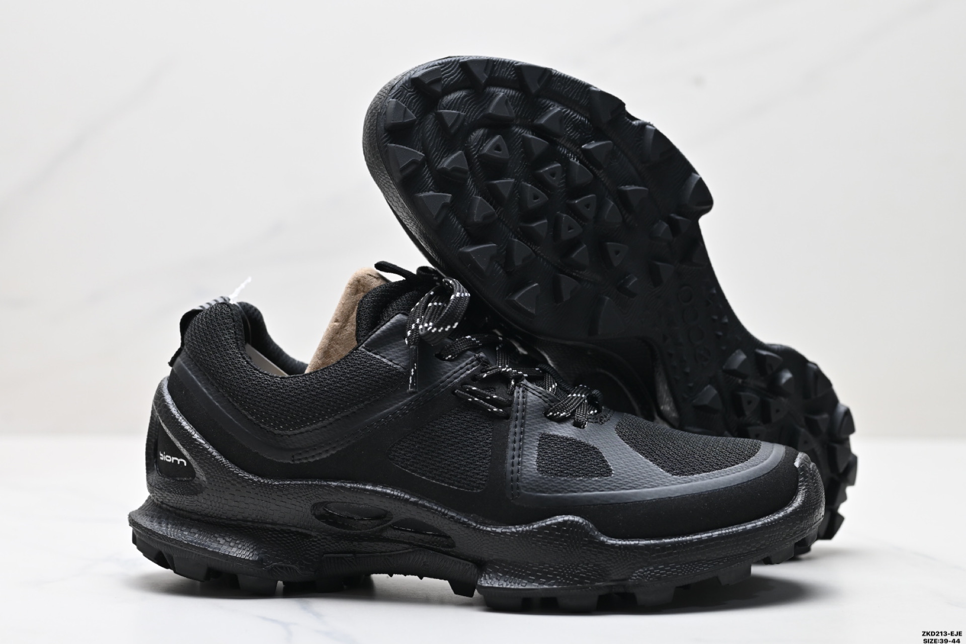 280 Ecco爱步 Biom C-Trail系列 舒适系带 防水透气 网面 低帮生活休闲鞋