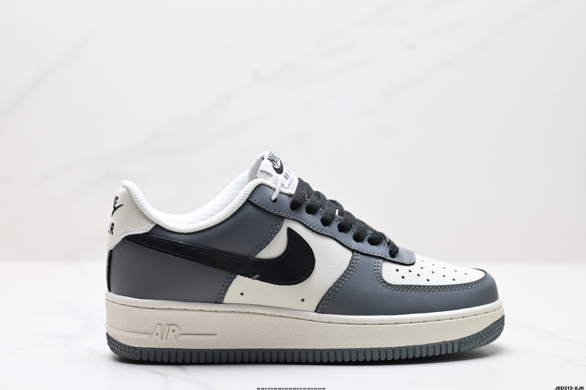 \n公司级耐克Nike Air Force “0空军一号低帮百搭休闲运动板鞋。柔软、弹性十足的缓震性能和出色的中底设计，横跨复古与现代的外型结合，造就出风靡全球三十多年的Force 。\n货号:НM-00\n尺码: . .  .   .   .   \nID:JED-EJK