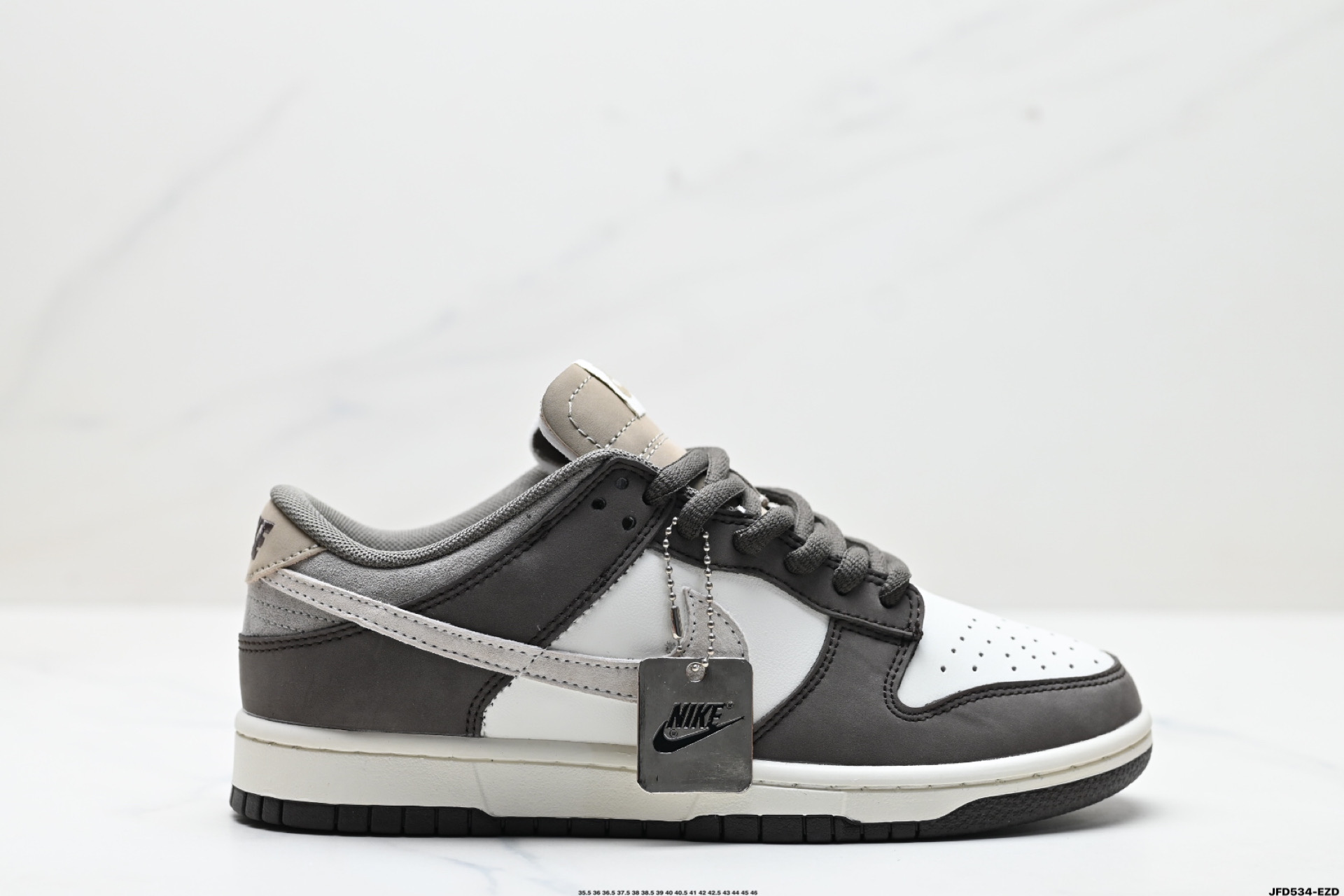 💰150 大友咖啡LF0039-001
公司级🌲耐克NIKE DUNK LOW RETRO扣篮系列 复古低帮休闲运动滑板板鞋
采用脚感柔软舒适ZoomAir气垫
有效吸收滑板等极限运动在落地时带来的冲击力 为街头运动者们提供更好的保护

尺码:35.5 36 36.5 37.5 38 38.5 39 40 40.5 41 42 42.5 43 44 45 46
ID:JFD534-EZD