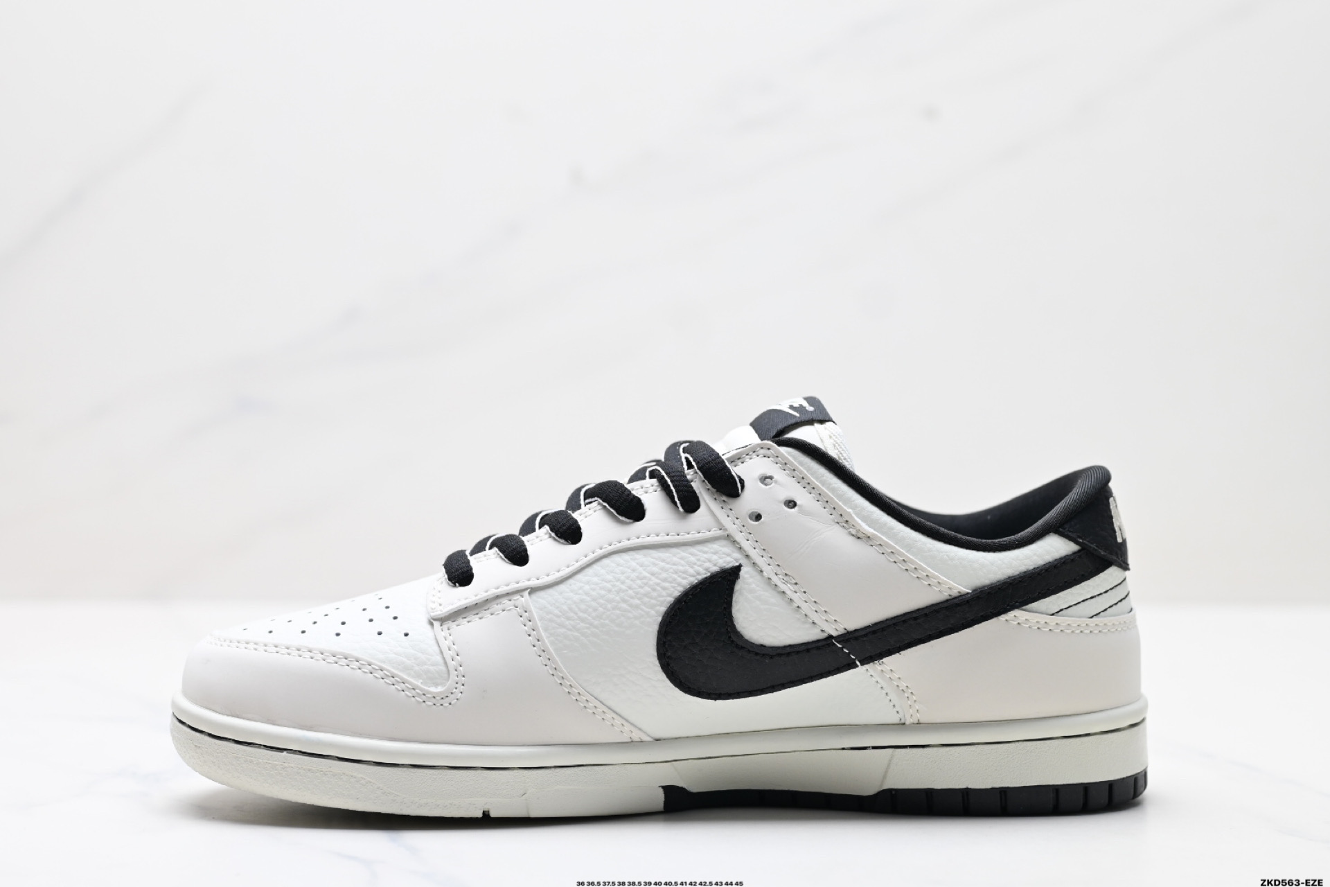 NK Dunk Low Retro “DIY高端定制” 低帮休闲运动板鞋  SC9207-400