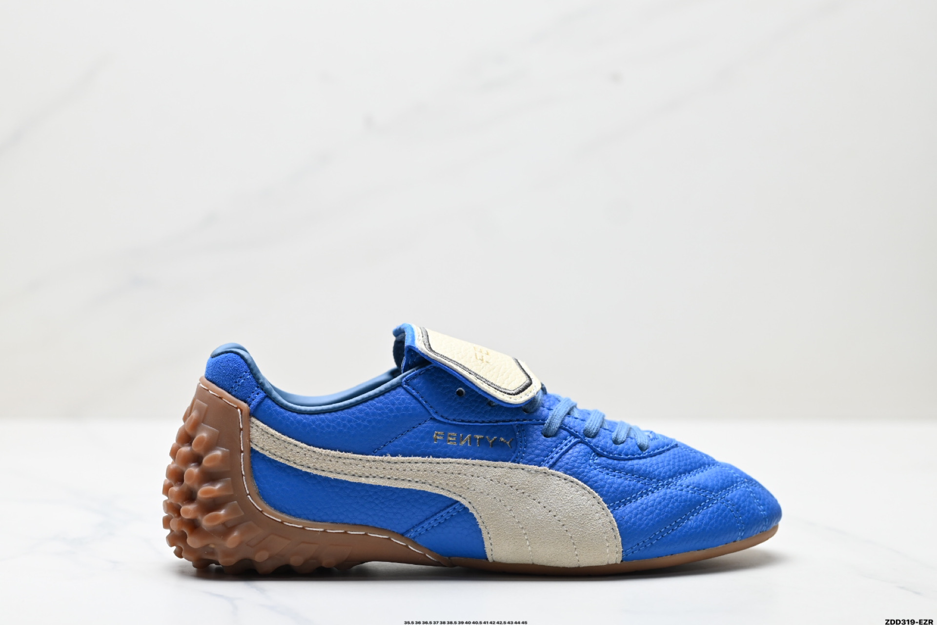 240 FENTY × PUMA AVANTI LS舒适简约 耐磨透气低帮 板鞋 404191-02