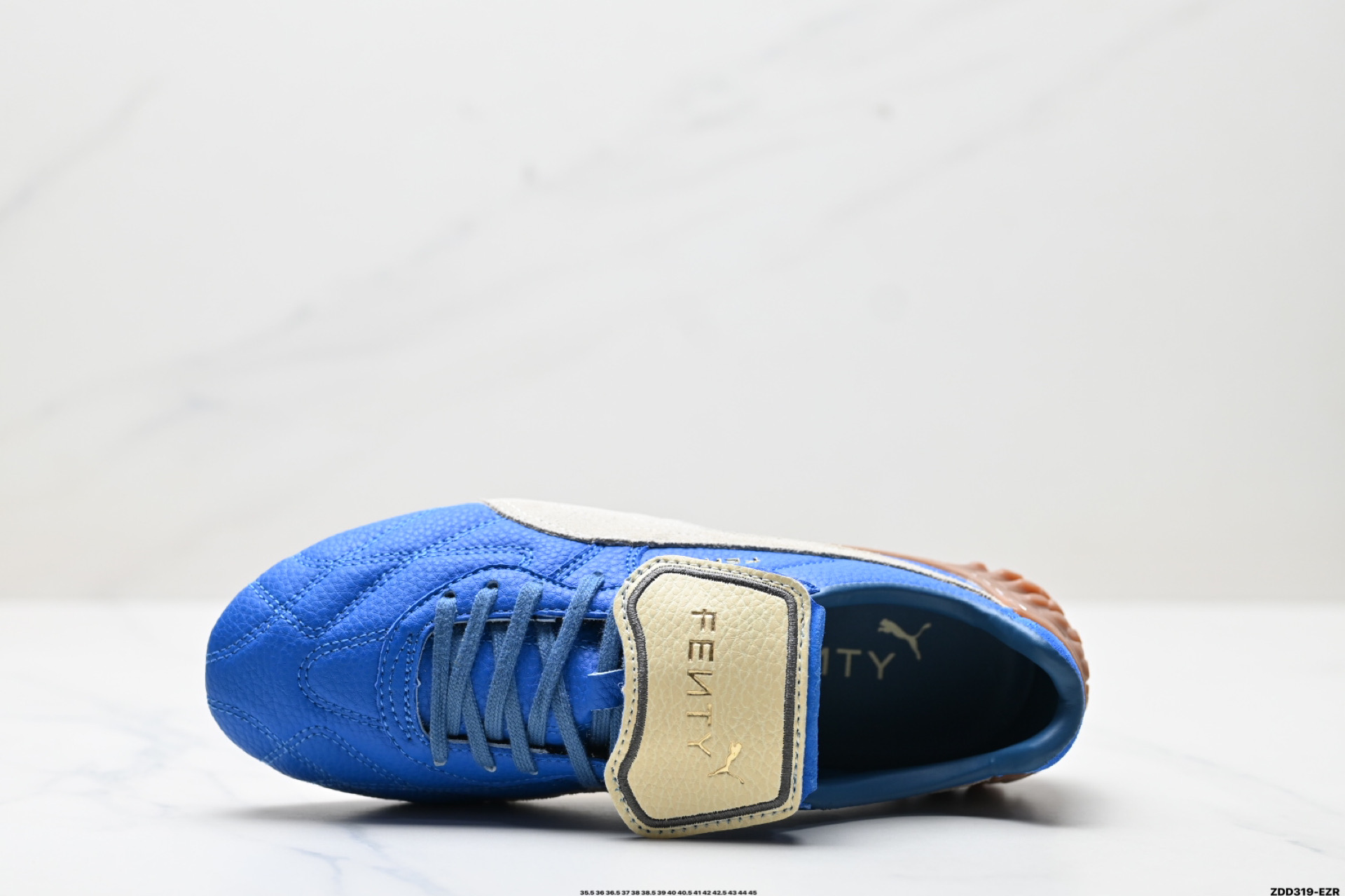 240 FENTY × PUMA AVANTI LS舒适简约 耐磨透气低帮 板鞋 404191-02