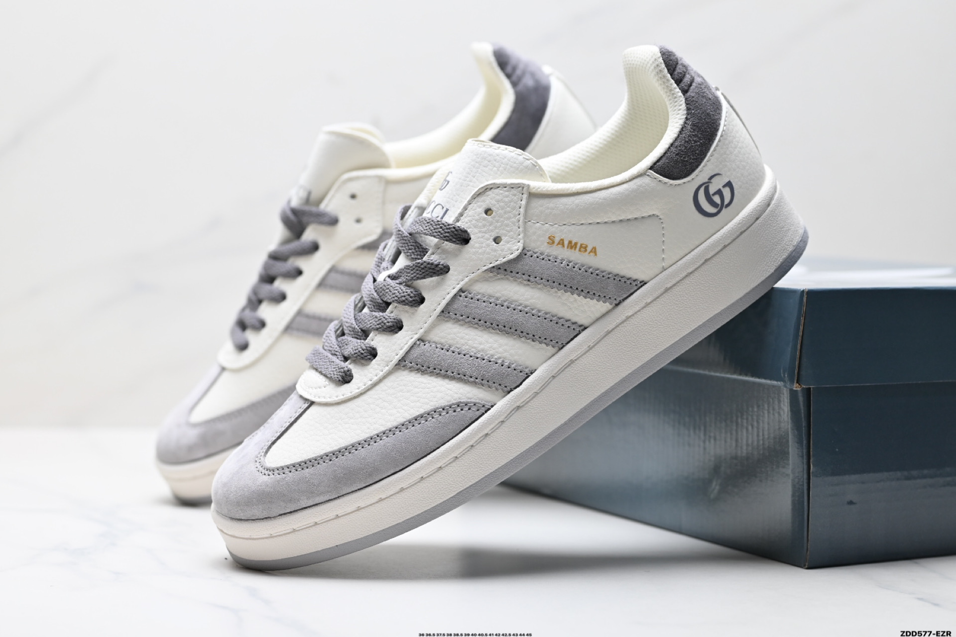 240 Adidas Originals Samba OG 桑巴舞系列 阿迪达斯 三叶草绅士德训足球风百搭低帮休闲运动板鞋 LJ9904