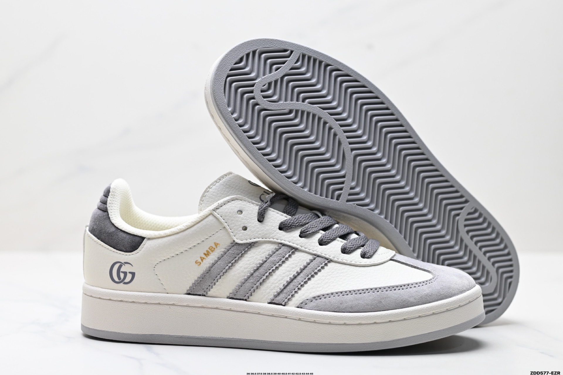 240 Adidas Originals Samba OG 桑巴舞系列 阿迪达斯 三叶草绅士德训足球风百搭低帮休闲运动板鞋 LJ9904