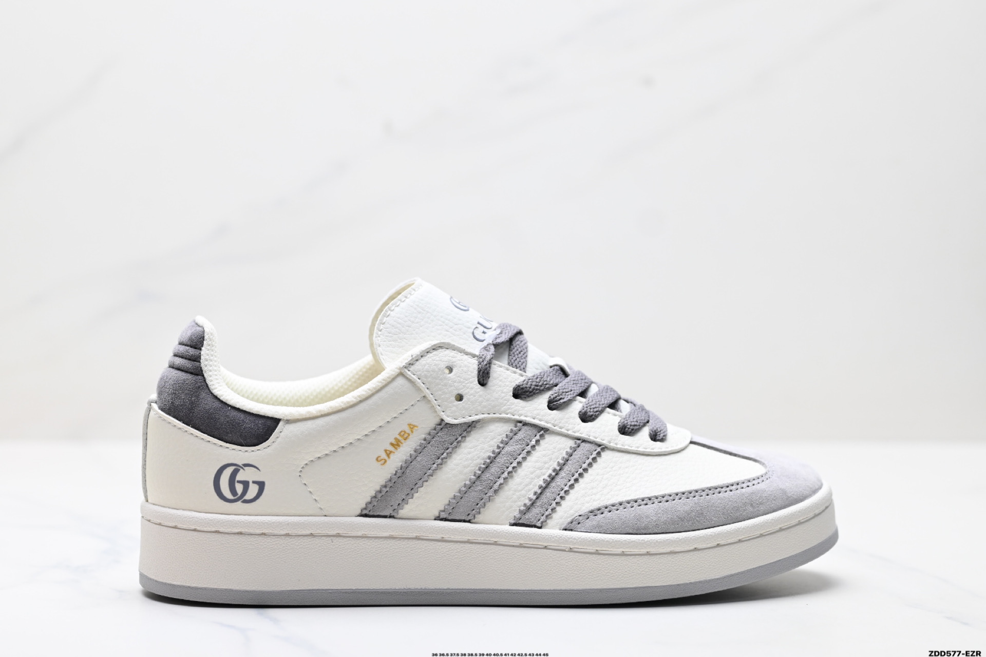 240 Adidas Originals Samba OG 桑巴舞系列 阿迪达斯 三叶草绅士德训足球风百搭低帮休闲运动板鞋 LJ9904