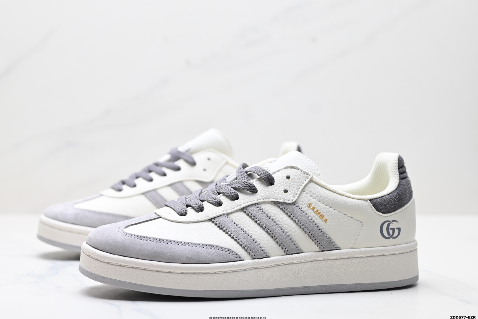 240 Adidas Originals Samba OG 桑巴舞系列 阿迪达斯 三叶草绅士德训足球风百搭低帮休闲运动板鞋 LJ9904