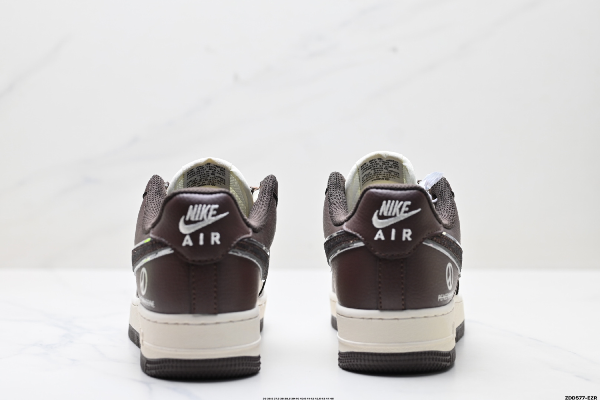 240 NIKE AIR FORCE 1‘07 LV8   QY6818-613