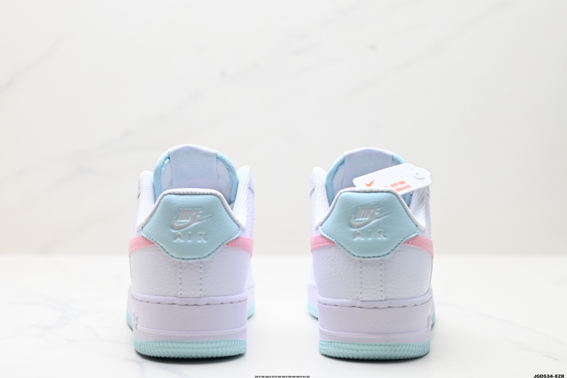 190 NIKE AIR FORCE 1‘07 LV8    IH0640-161