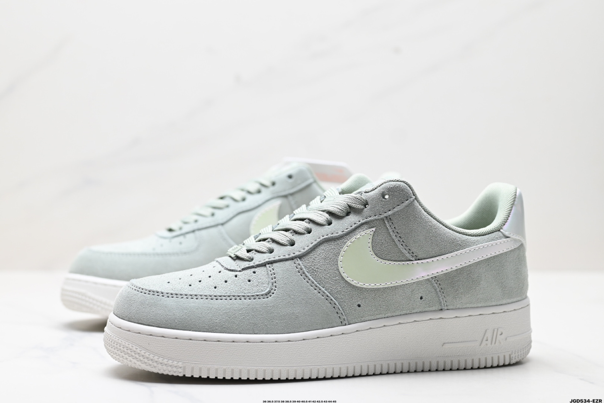 190 NIKE AIR FORCE 1‘07 LV8   HJ4401-300
