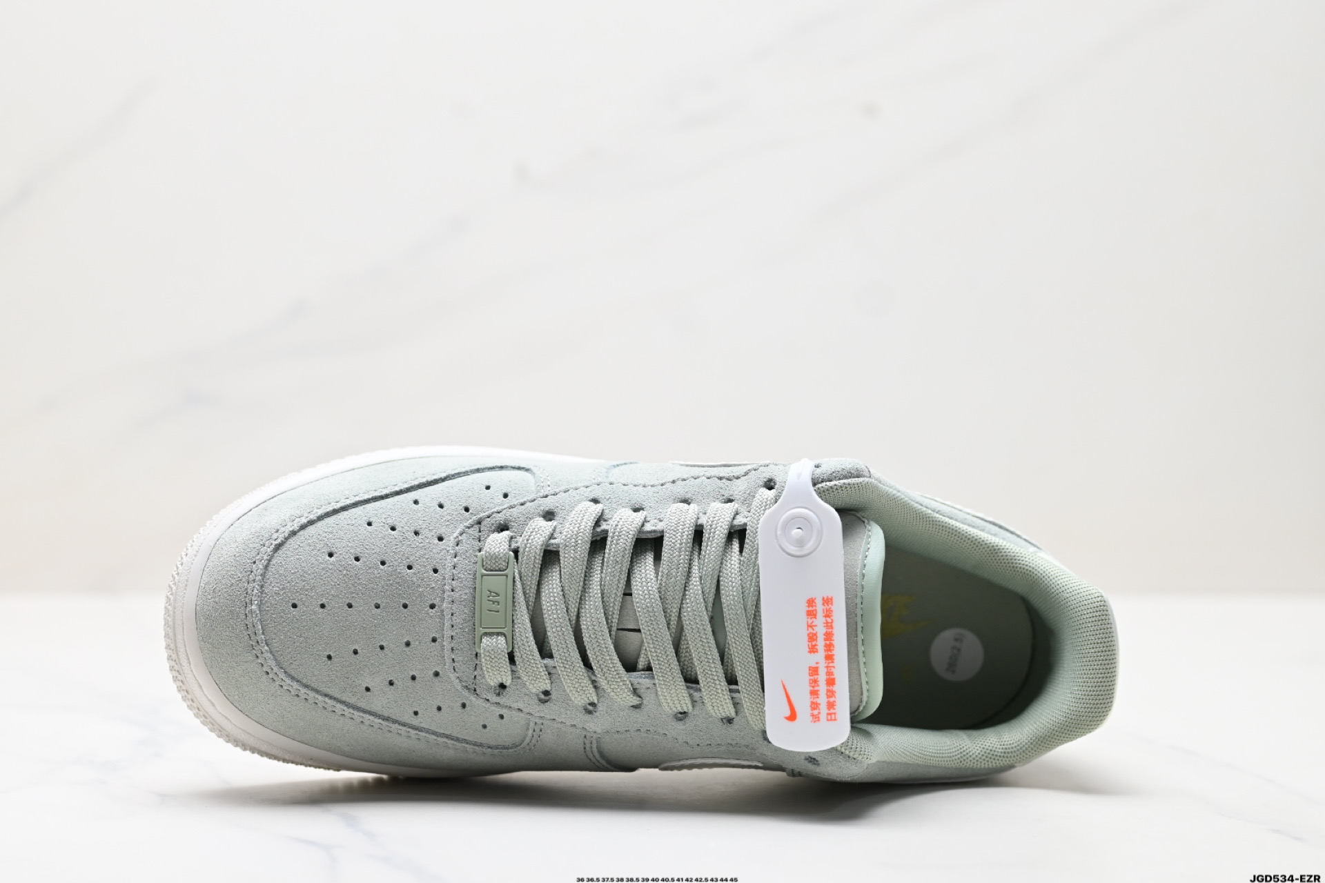 190 NIKE AIR FORCE 1‘07 LV8   HJ4401-300