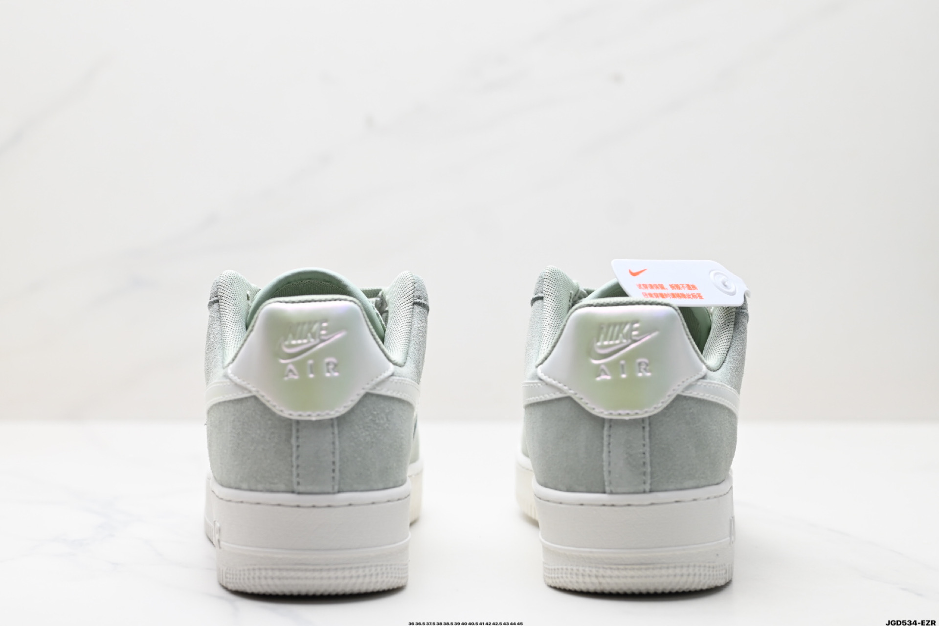 190 NIKE AIR FORCE 1‘07 LV8   HJ4401-300