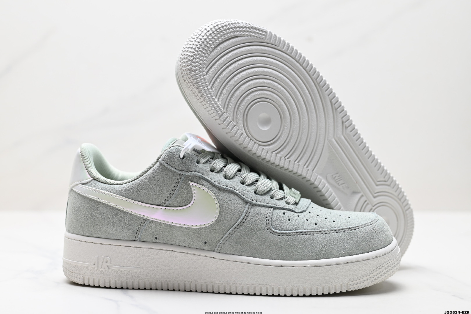 190 NIKE AIR FORCE 1‘07 LV8   HJ4401-300
