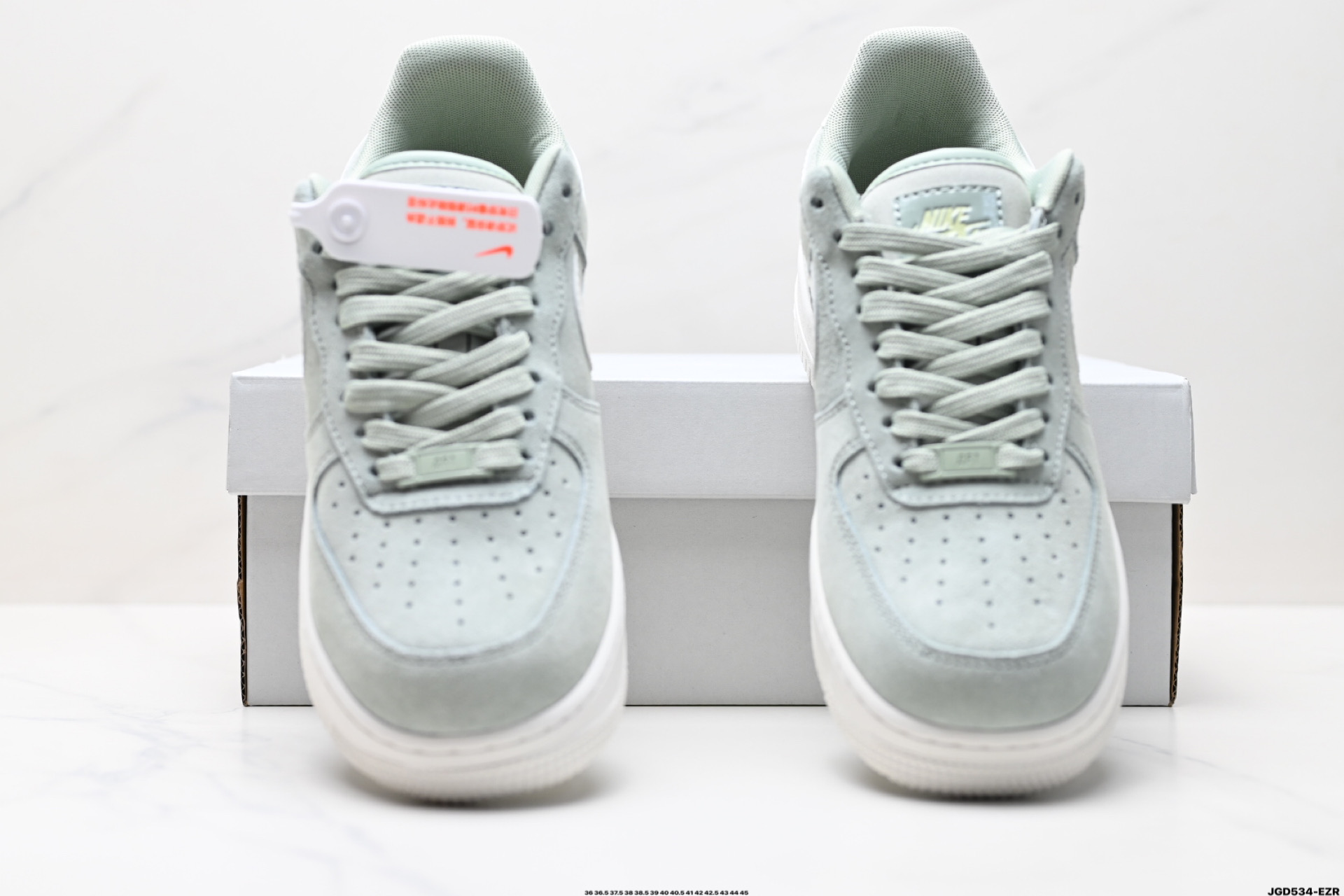 190 NIKE AIR FORCE 1‘07 LV8   HJ4401-300