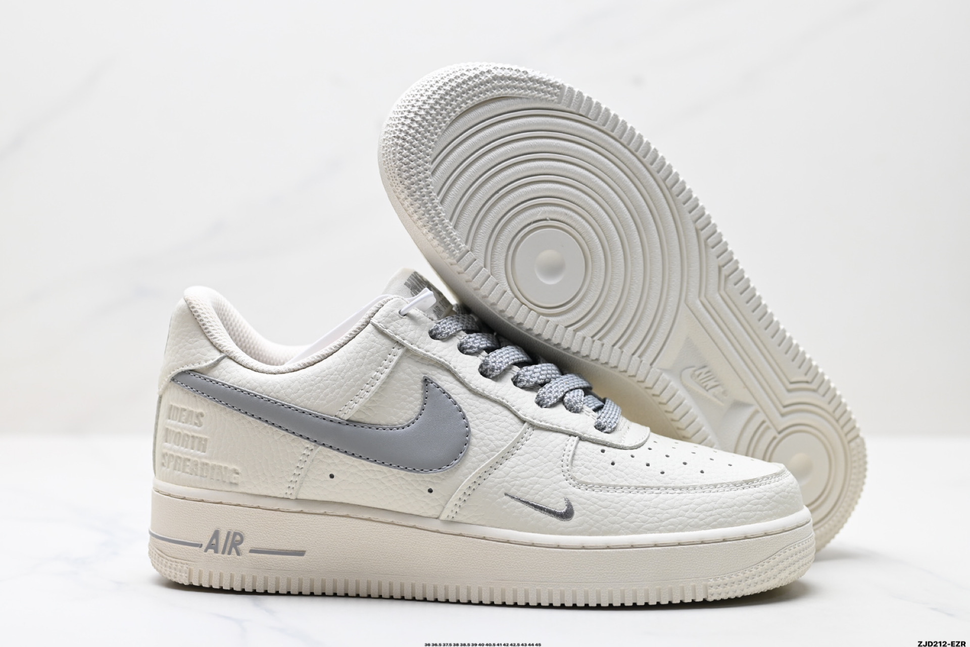 250 NIKE AIR FORCE 1‘07   DD8959-708