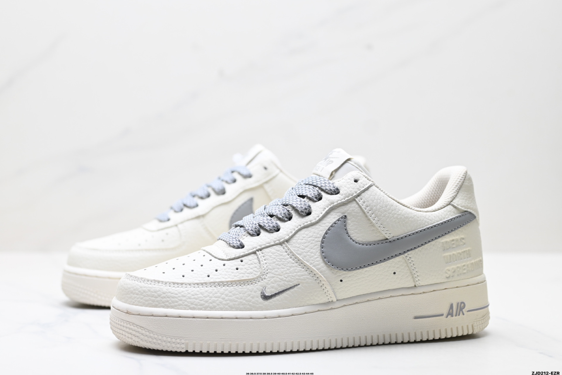 250 NIKE AIR FORCE 1‘07   DD8959-708