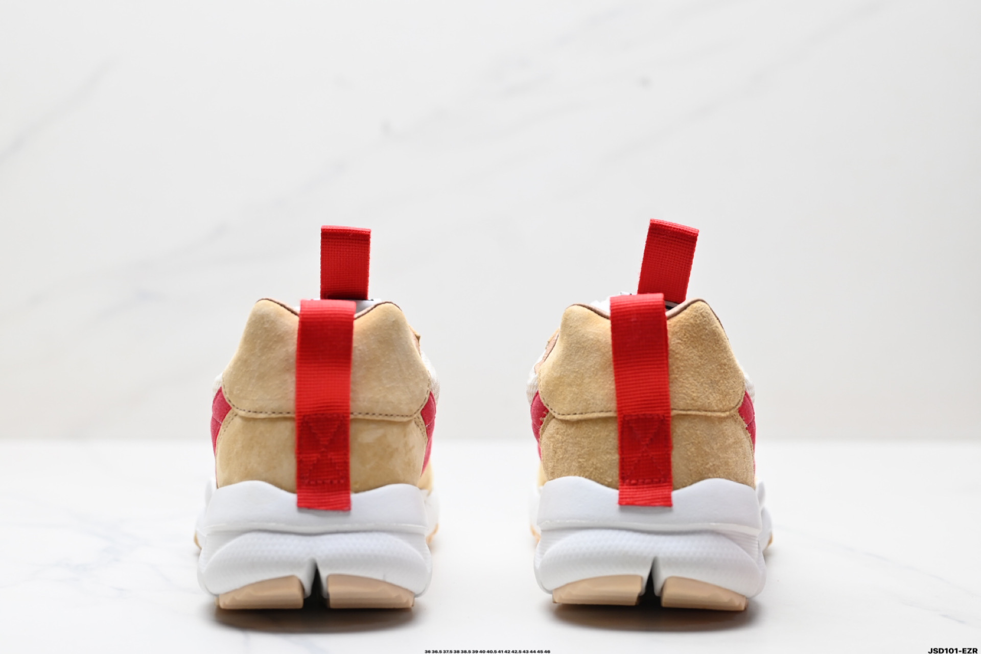 210 Tom Sachs x Nike Craft Mars Yard 2.0 联名宇航员神游太空百搭休闲运动透气慢跑鞋 aa2261-100