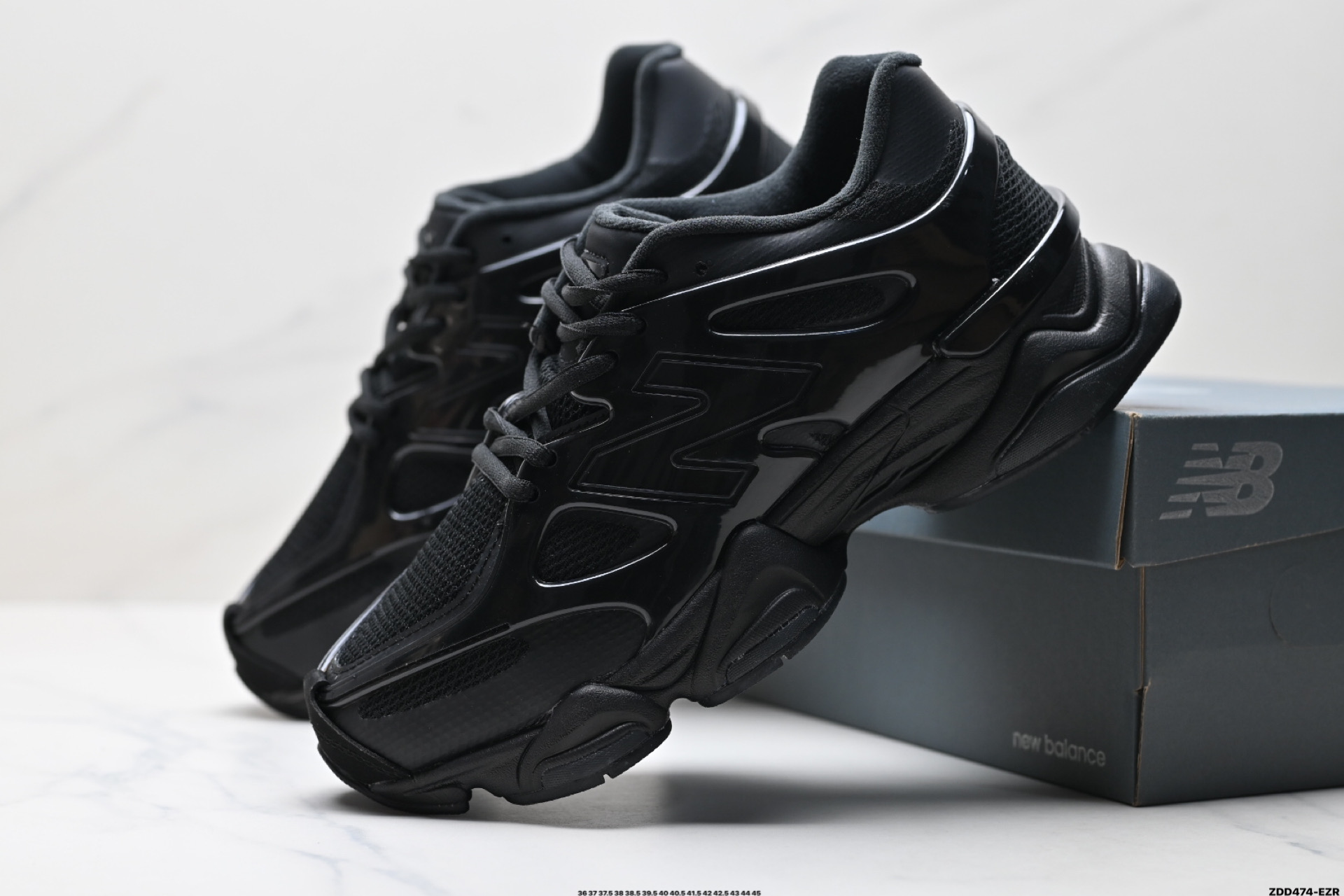 240 New Balance 版本 NB9060 联名款 复古休闲运动慢跑鞋  U9060IMA