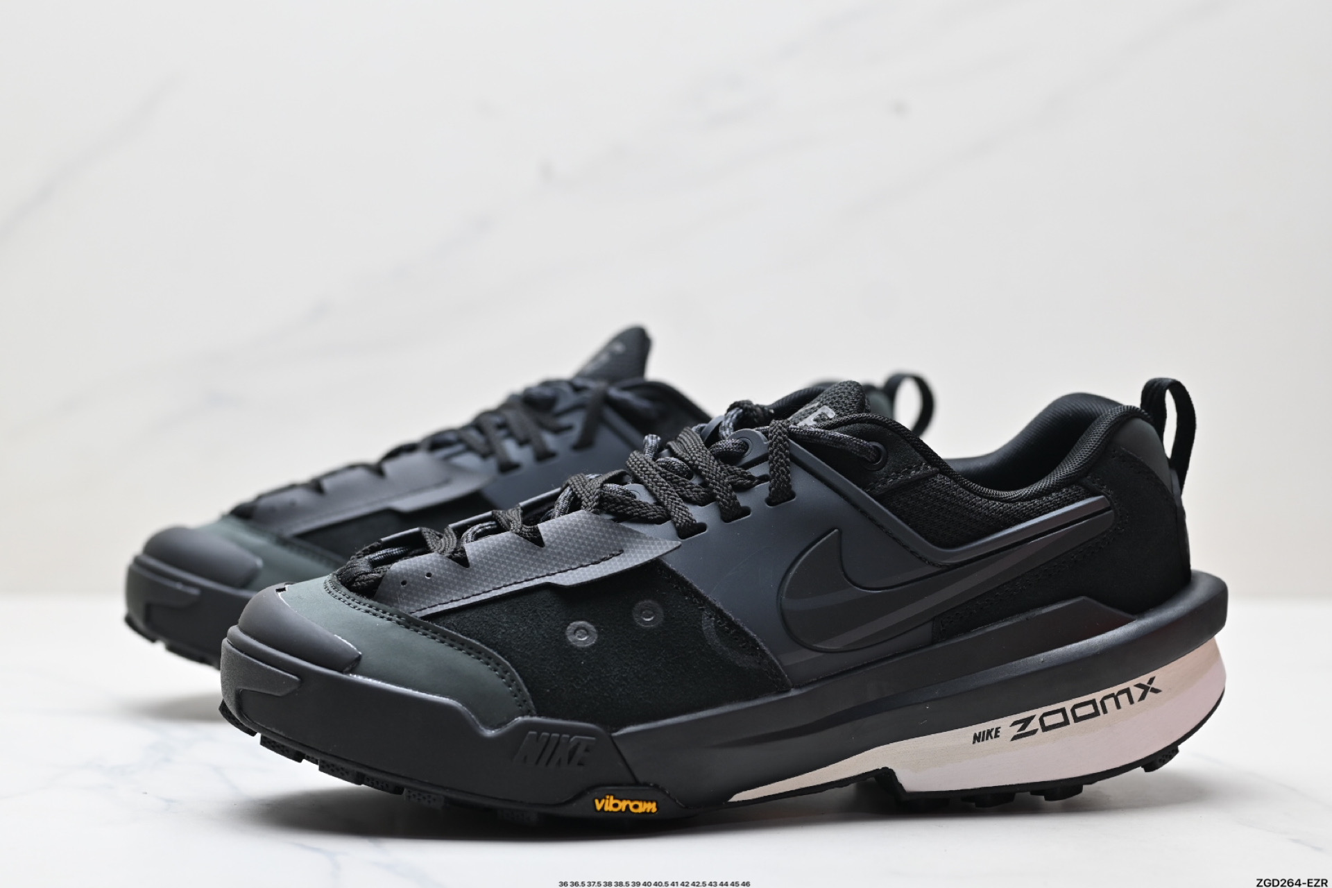 300 Sacai x Nike Zegamadome 联名鞋款  HQ8618-001