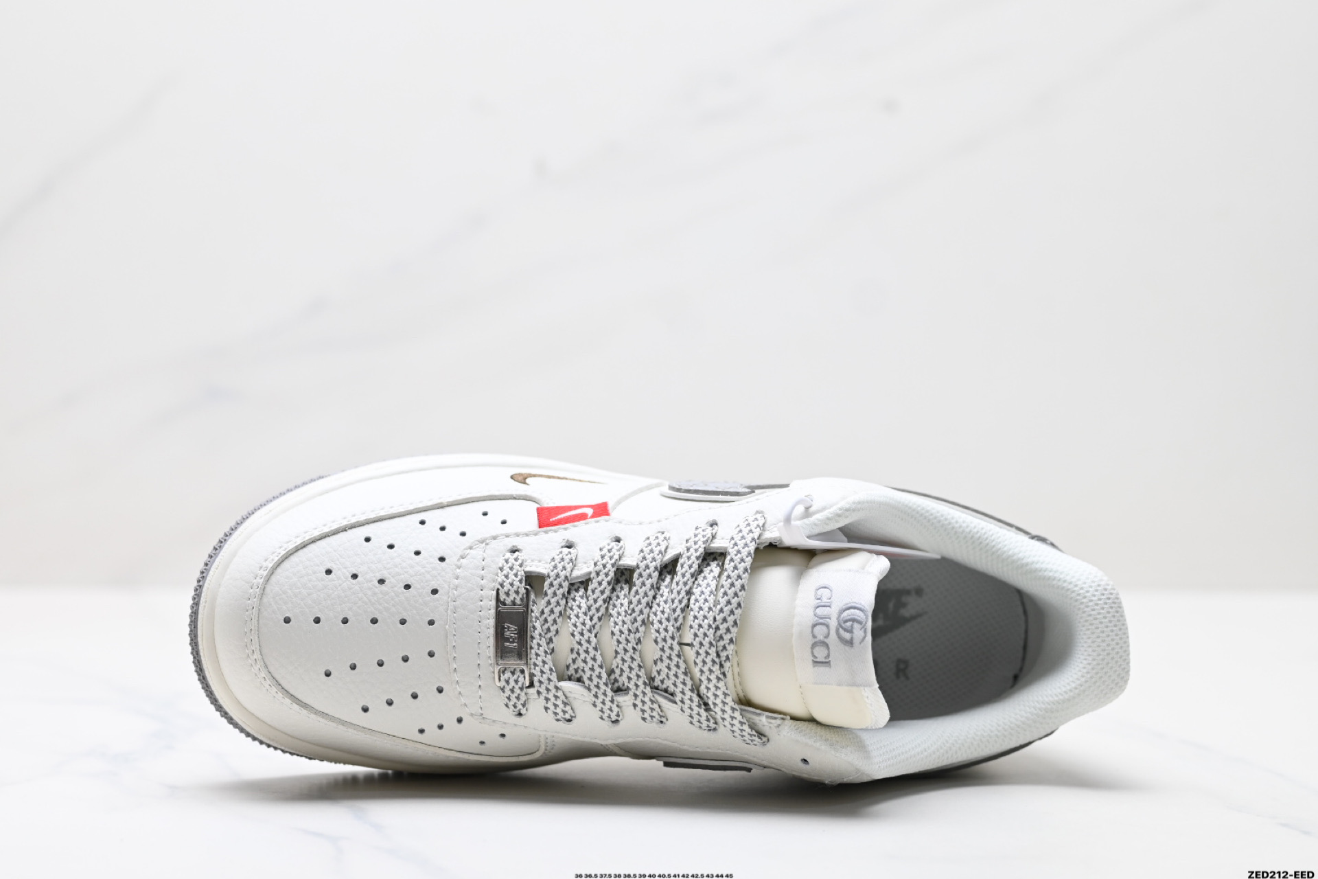 270 NIKE AIR FORCE 1‘07 CS5288-001