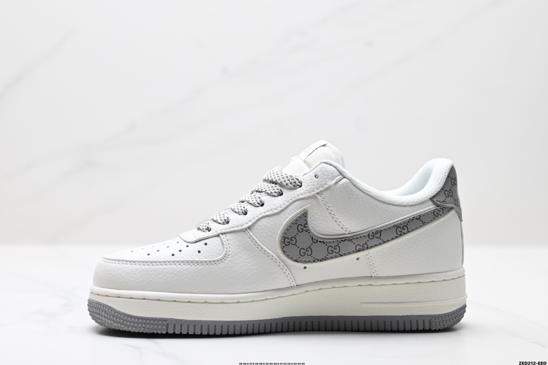 270 NIKE AIR FORCE 1‘07 CS5288-001