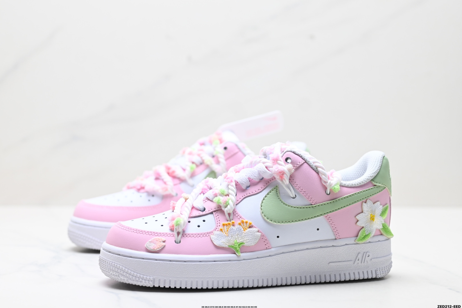 270 NIKE AIR FORCE 1‘07  VV1999-013