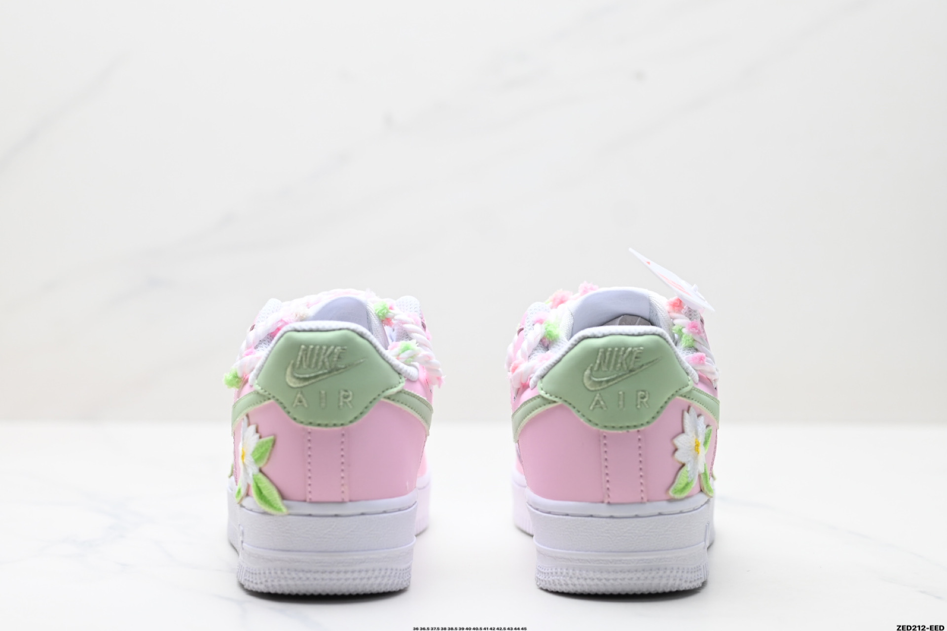 270 NIKE AIR FORCE 1‘07  VV1999-013