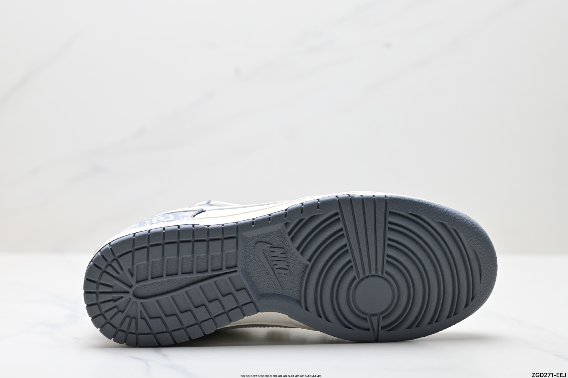 300 NK Dunk Low Retro “DIY高端定制” 低帮休闲运动板鞋   SJ2068-316