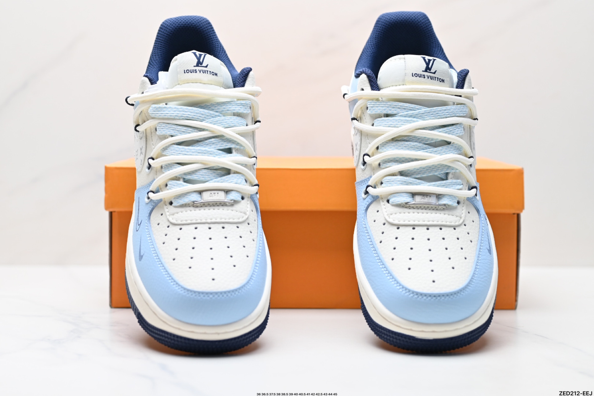 270 NIKE AIR FORCE 1‘07 LV8  DM6868-058