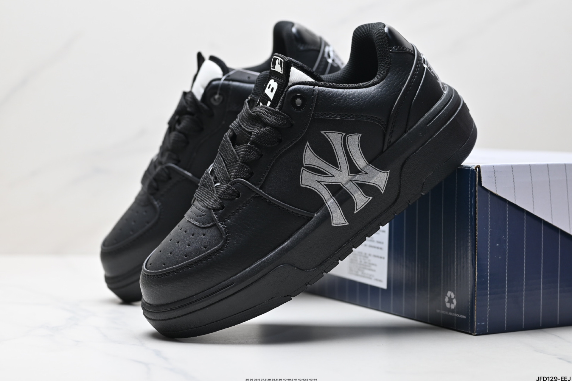 180 Korea韩国SS19限定发售NY美国榄球洋基队限定 x MLB Big Ball Chunky A Running厚底老爹厚底休闲运动慢跑鞋   3ASXCA12N