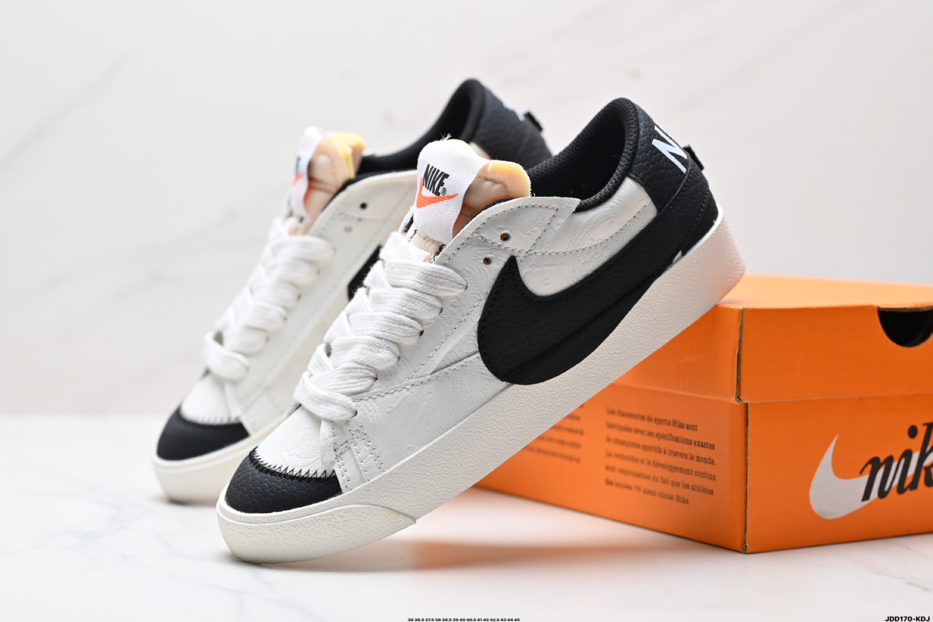 Nike Blazer Low '77 Jumbo: Classic Low-Top Sneakers for Everyday Style 6 i1743438107140 4419 0 7