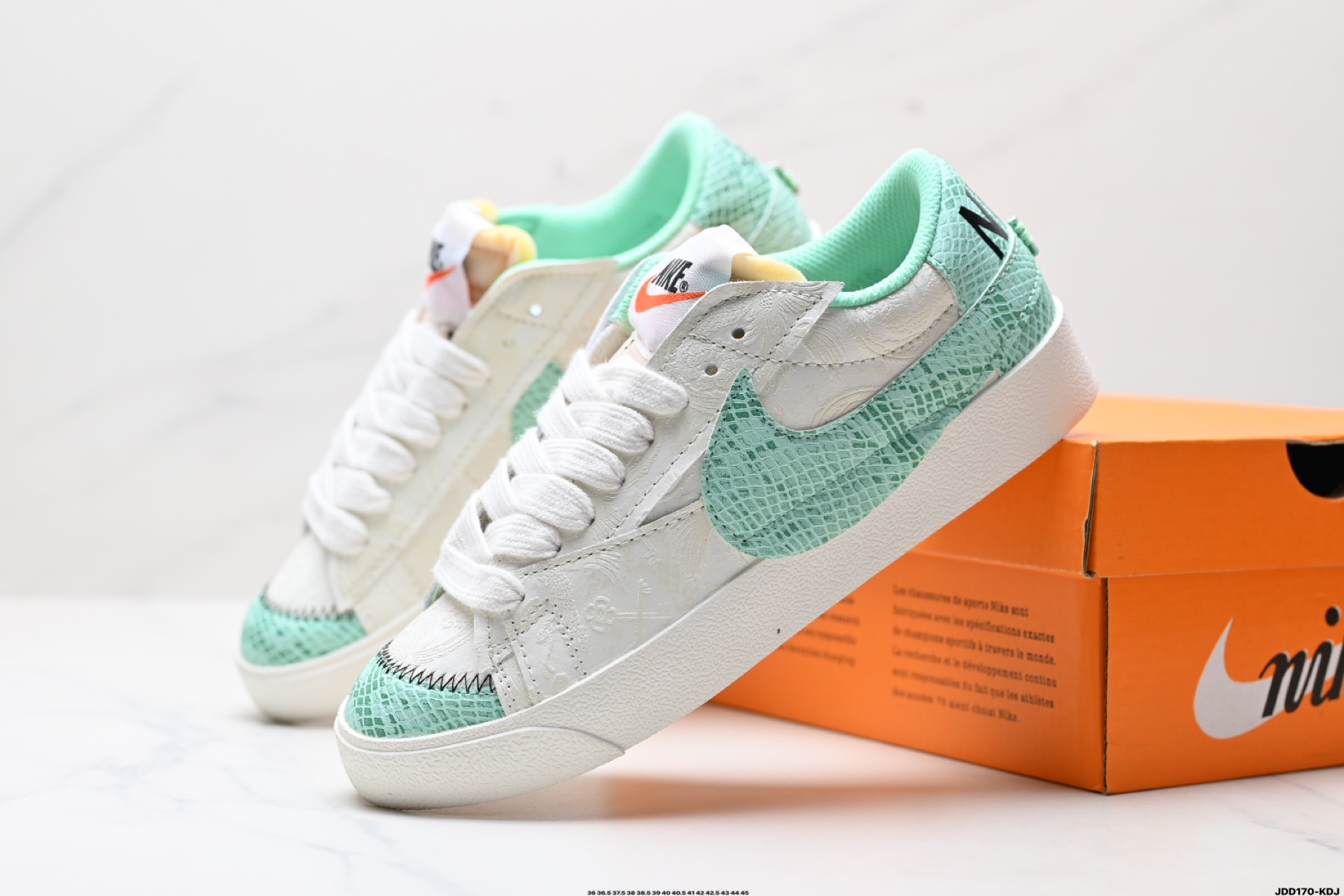 Nike Blazer Low '77 Jumbo: Classic Low-Top Sneakers for Everyday Style 11 i1743438209707 7228 0 7