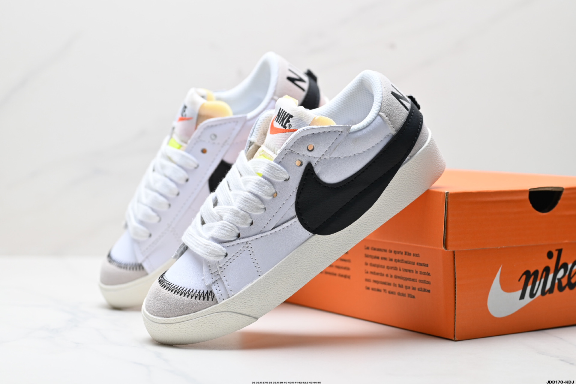 Nike Blazer Low '77 Jumbo: Classic Low-Top Sneakers for Everyday Style 3 i1743438298775 971 0 1