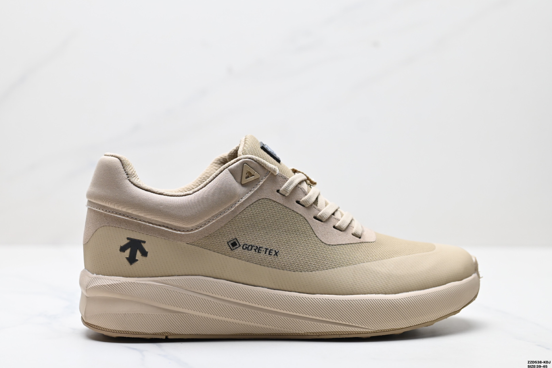 260 迪桑特DESCENTE DUALIS都市通勤 GORE-TEX 时尚舒适 防滑耐磨  D5131DSN24